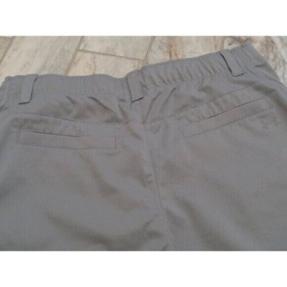 NEW Under Armour boys size 18 gray Adjustable Waist Golf shorts MSRP $60 - Picture 2 of 7